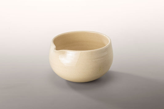 Matcha Bowl by Oema Ceramics